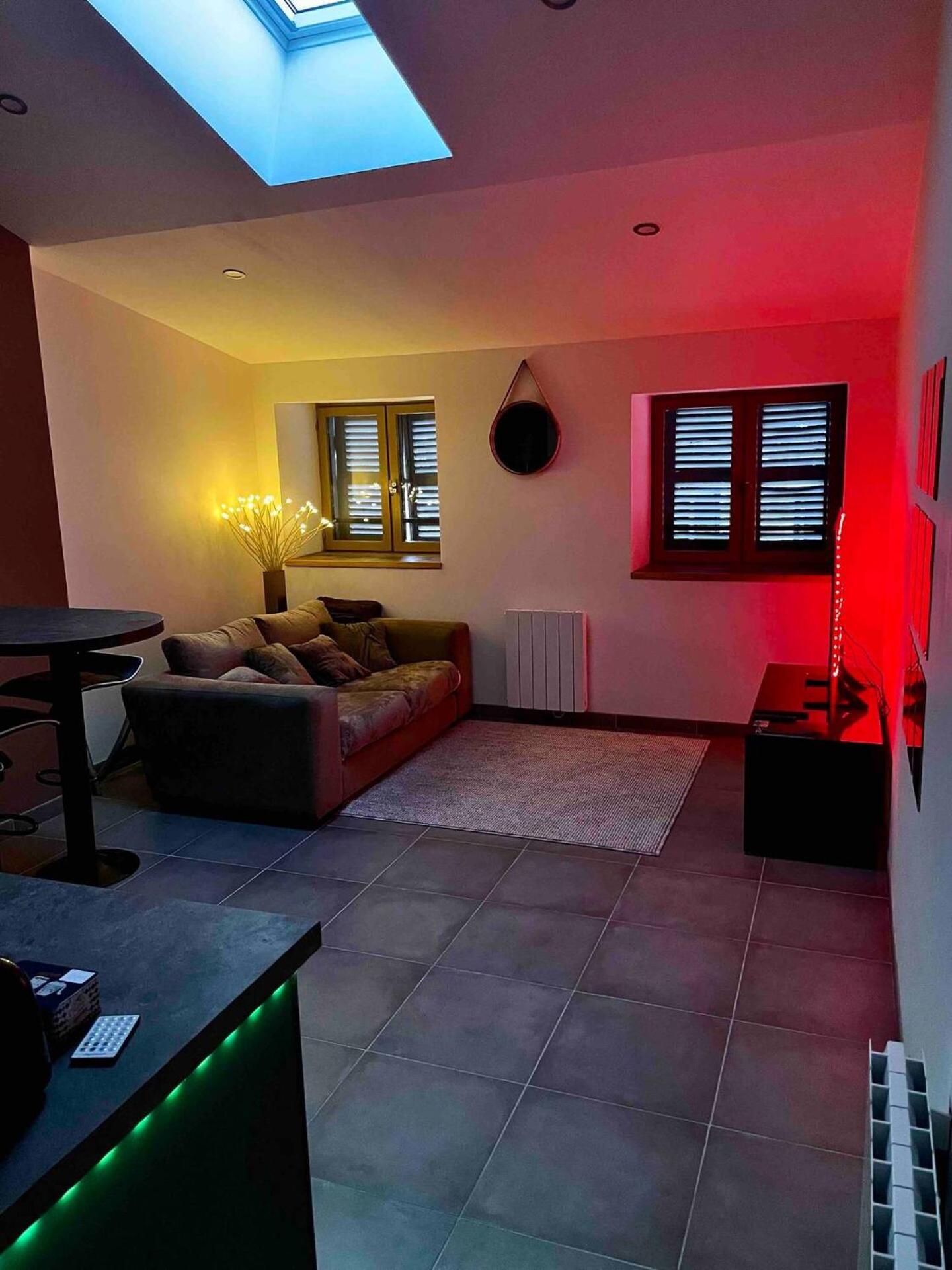 Appartement Joli T2 Laurent Sur Saone *